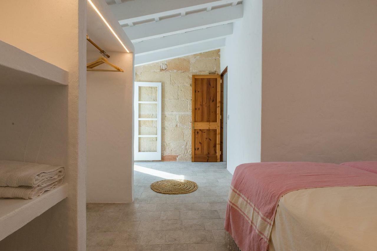 Villa roques à Ciutadella  Extérieur photo