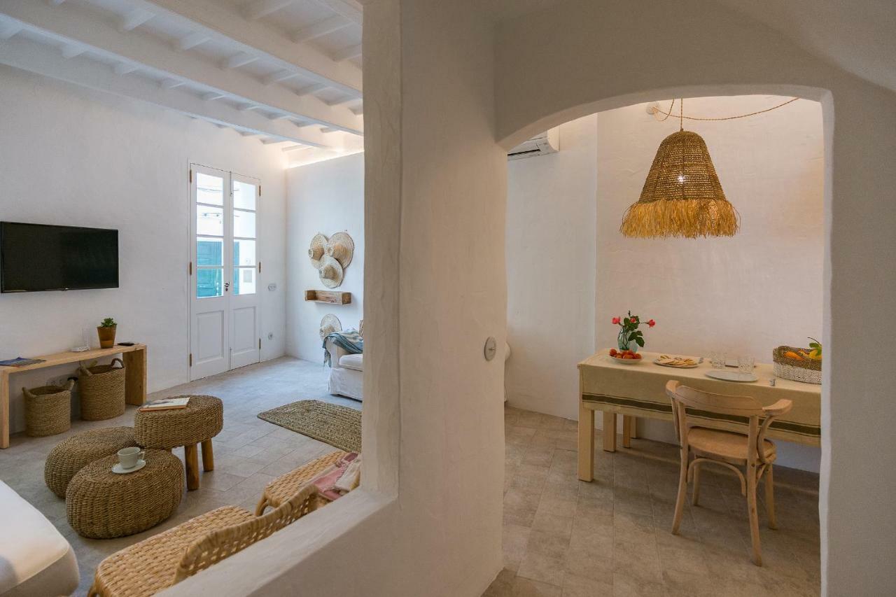 Villa roques à Ciutadella  Extérieur photo