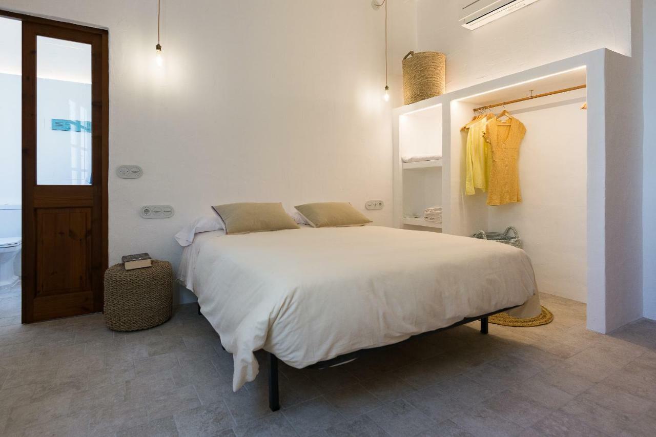 Villa roques à Ciutadella  Extérieur photo
