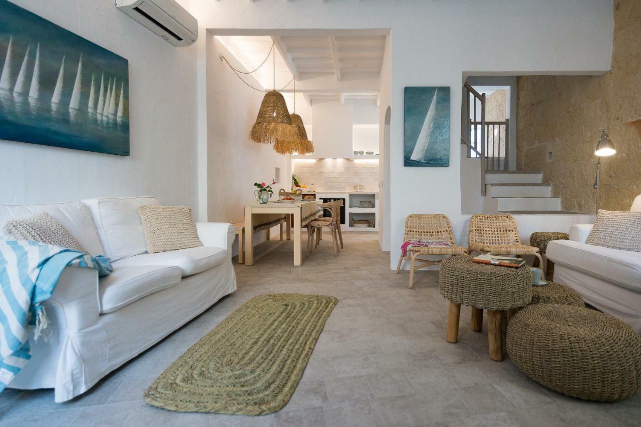 Villa roques à Ciutadella  Extérieur photo